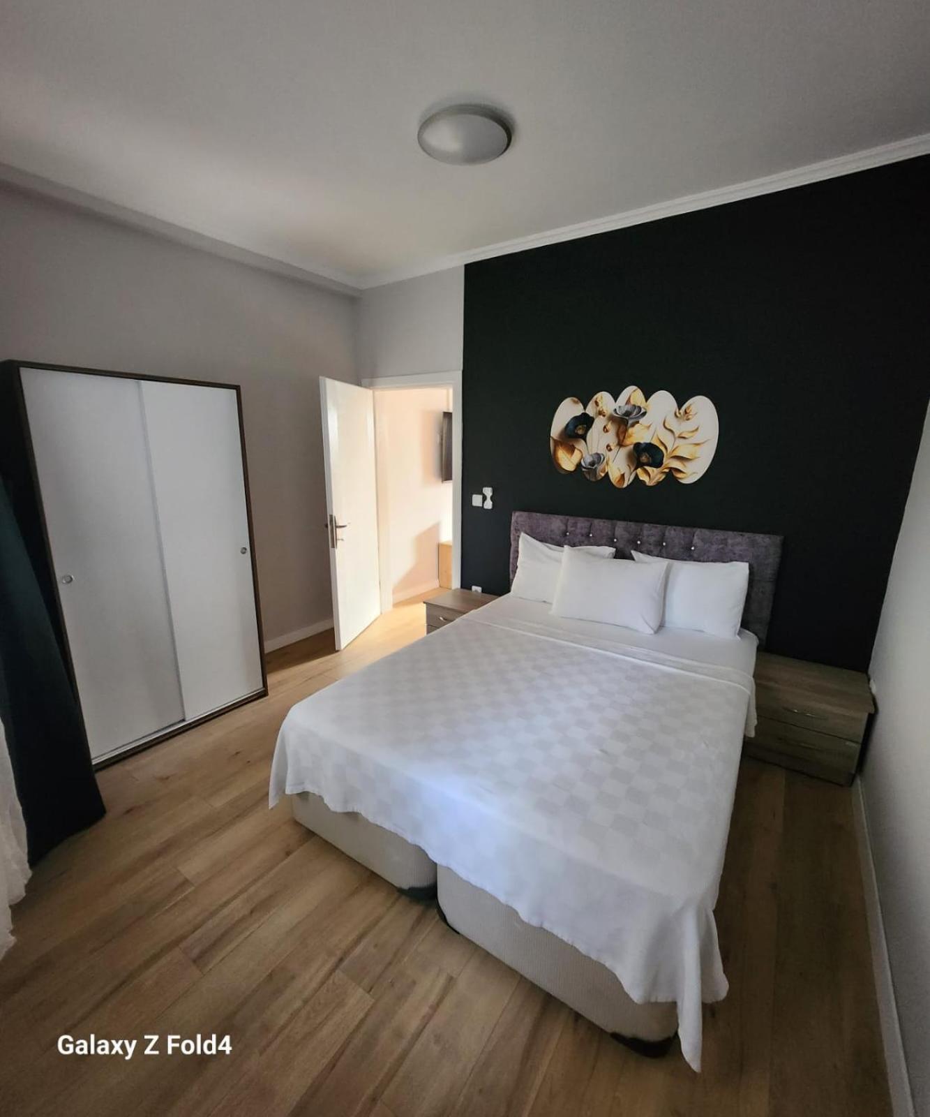Loca Centre Suites 博德鲁姆 外观 照片