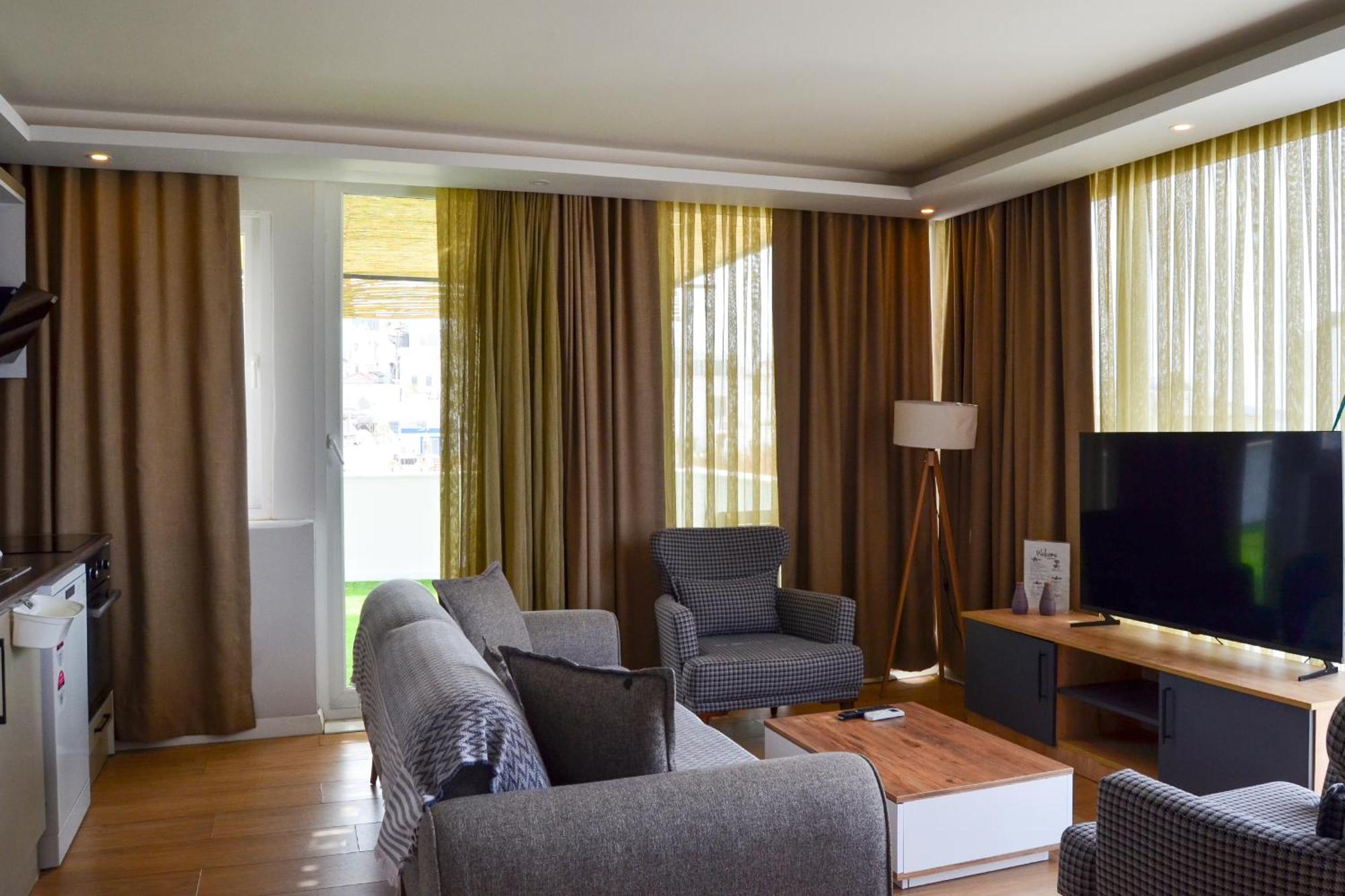Loca Centre Suites 博德鲁姆 外观 照片