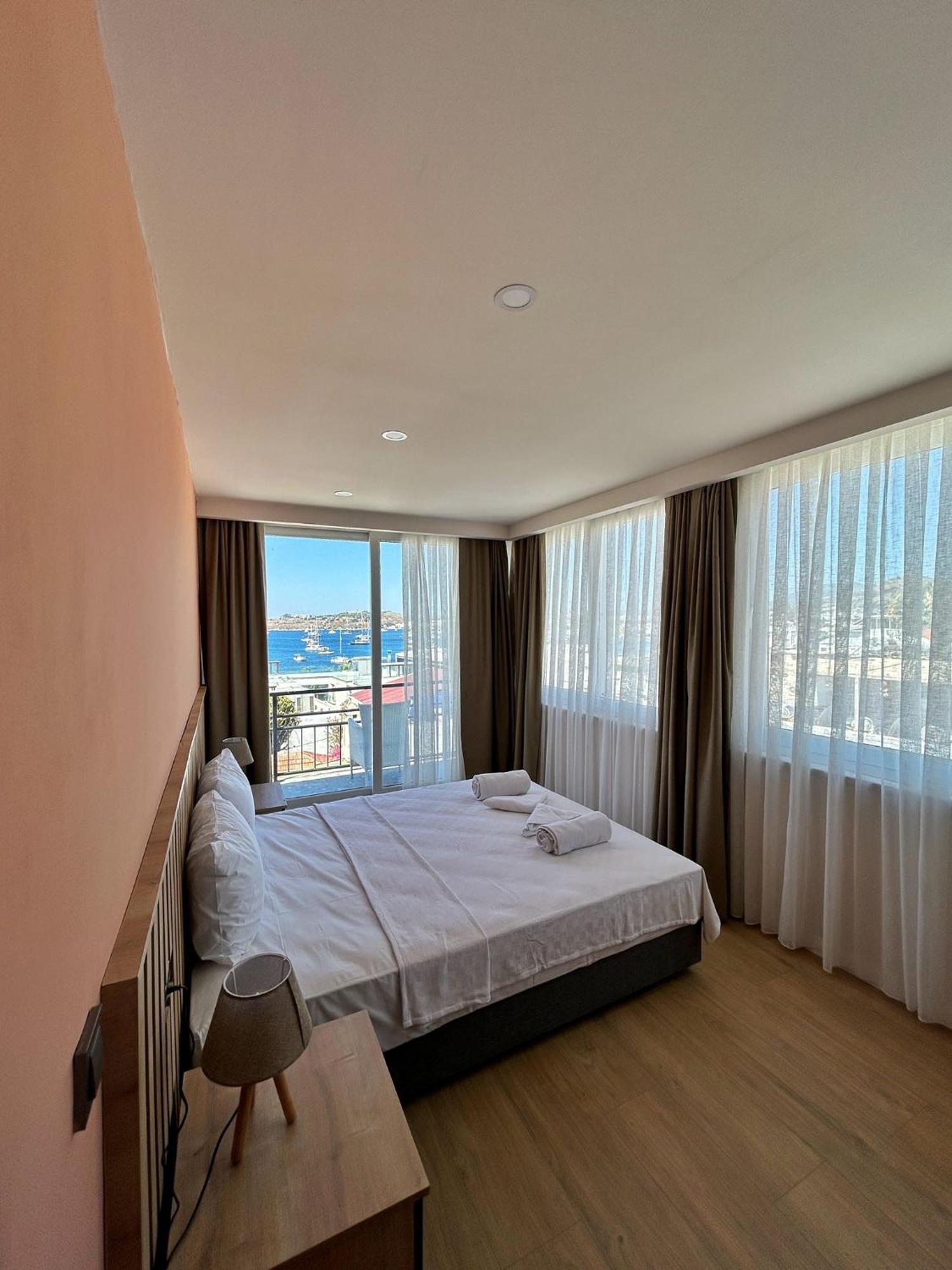 Loca Centre Suites 博德鲁姆 外观 照片